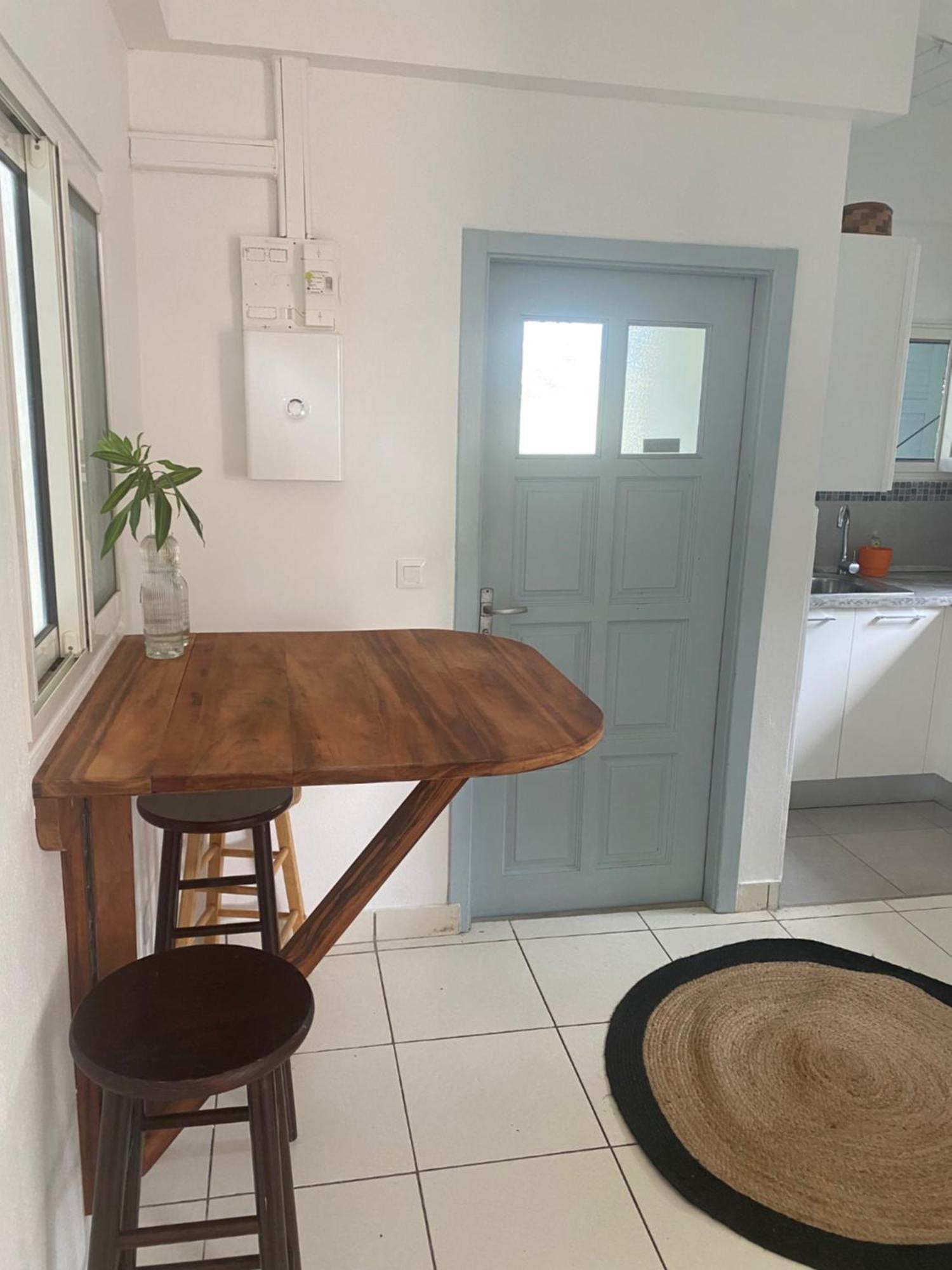 Akunamatata Guest House Гран Кейс Екстериор снимка