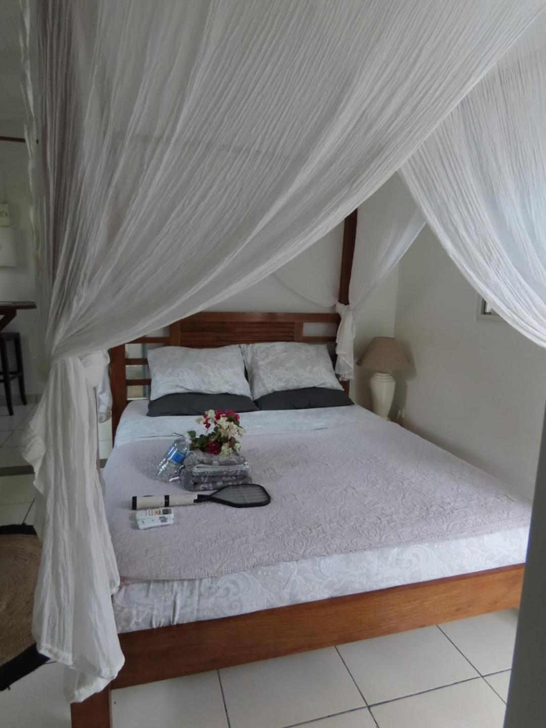 Akunamatata Guest House Гран Кейс Екстериор снимка